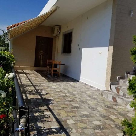 Guesthouse Aleks Ksamil Ngoại thất bức ảnh