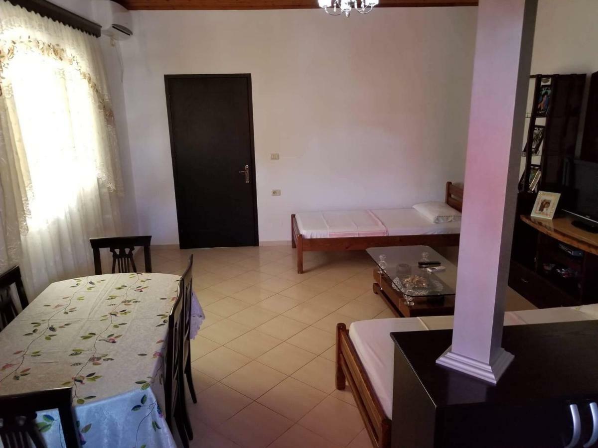 Guesthouse Aleks Ksamil Ngoại thất bức ảnh