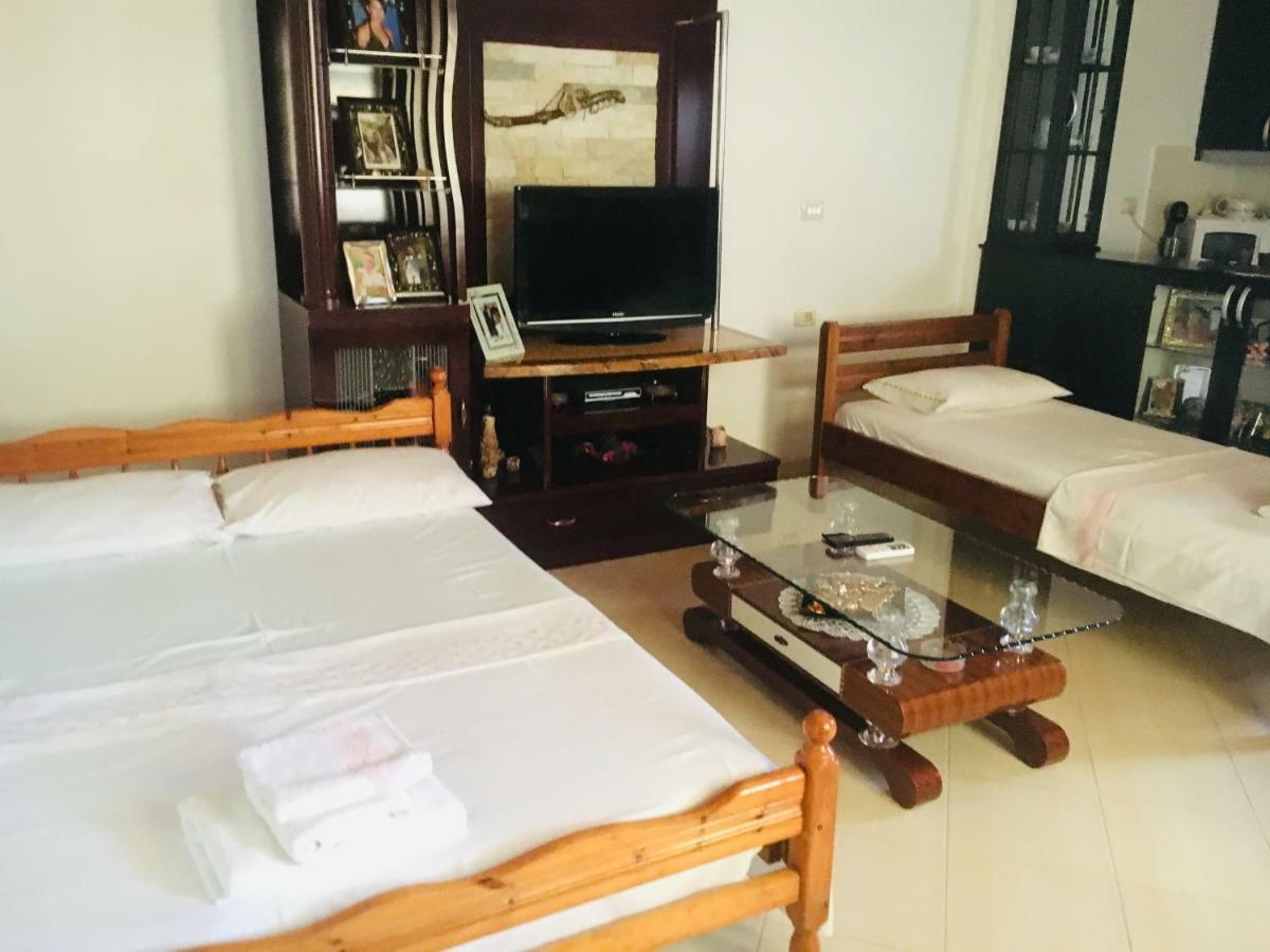 Guesthouse Aleks Ksamil Ngoại thất bức ảnh